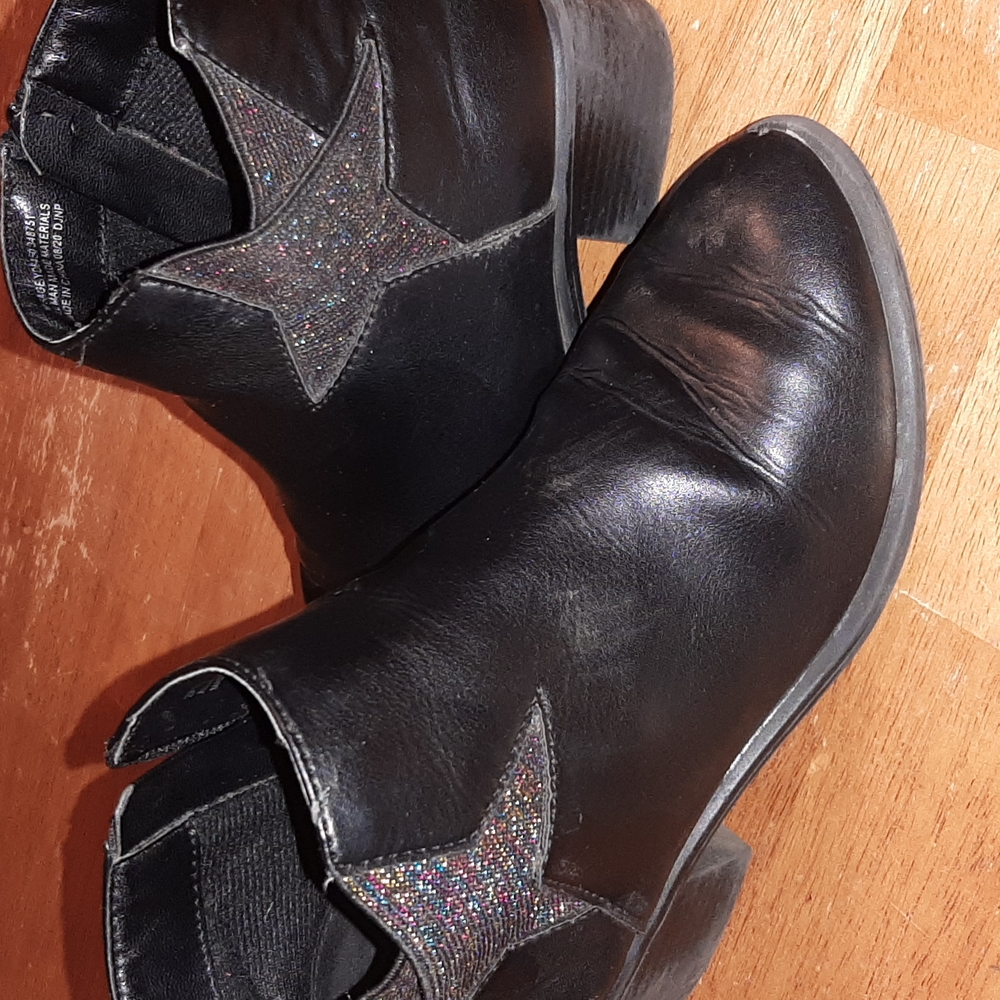 True Craft boots